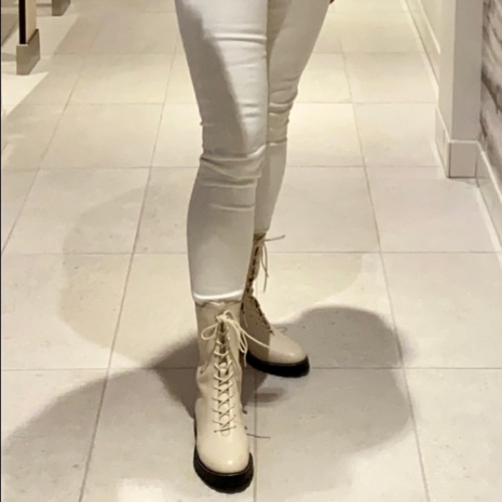 New JCrew Gwen Lug sole boots 9.5 - Picture 8 of 9
